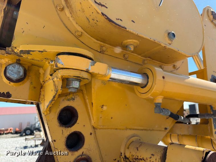 image for item FK4190 2002 Vermeer V8550A cable plow