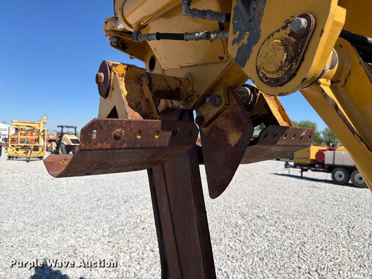 image for item FK4190 2002 Vermeer V8550A cable plow