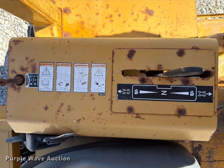 image for item FK4190 2002 Vermeer V8550A cable plow