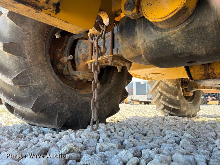 image for item FK4190 2002 Vermeer V8550A cable plow