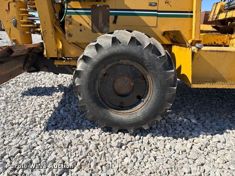 image for item FK4190 2002 Vermeer V8550A cable plow