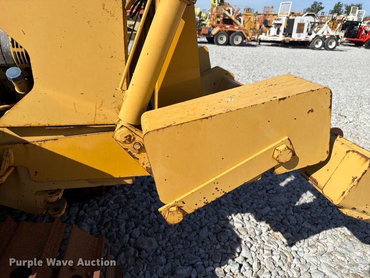 image for item FK4193 1992 Vermeer FLX75 cable plow