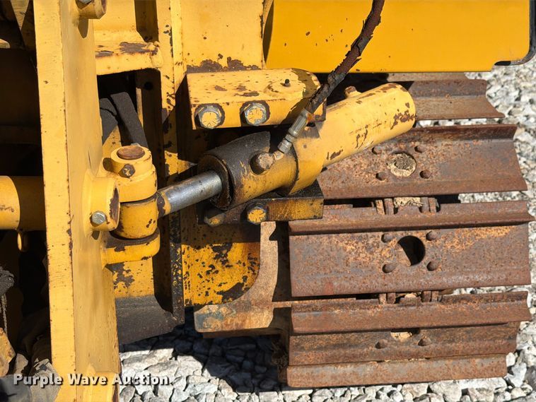 image for item FK4193 1992 Vermeer FLX75 cable plow