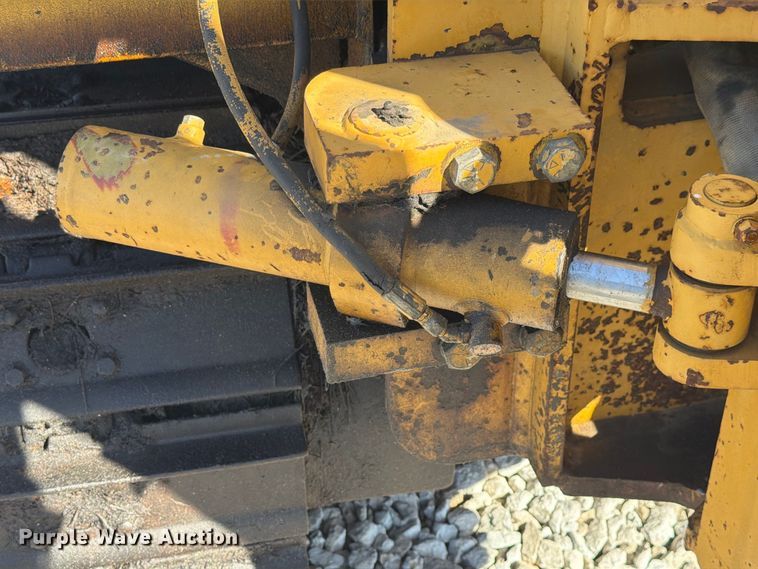 image for item FK4193 1992 Vermeer FLX75 cable plow