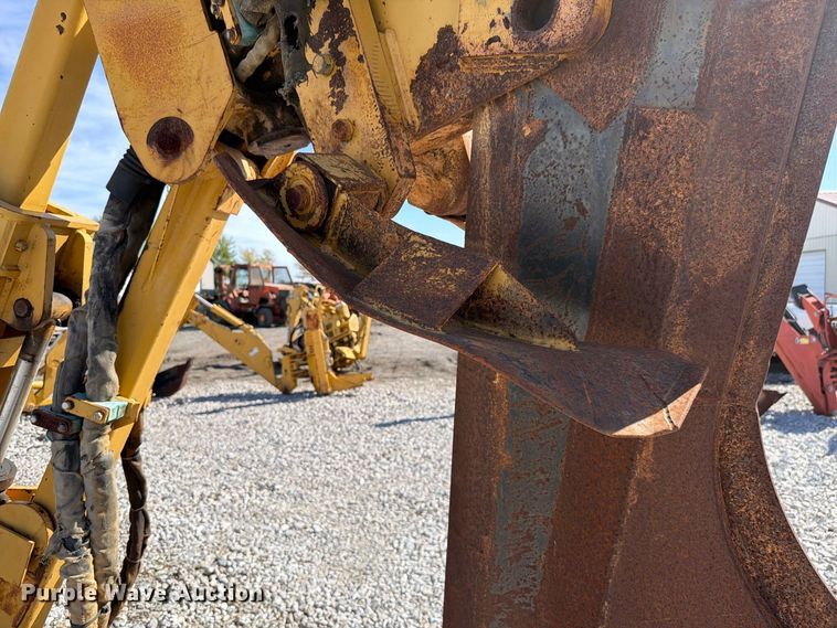 image for item FK4193 1992 Vermeer FLX75 cable plow