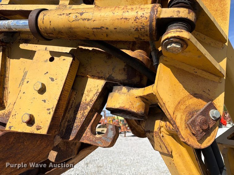 image for item FK4193 1992 Vermeer FLX75 cable plow