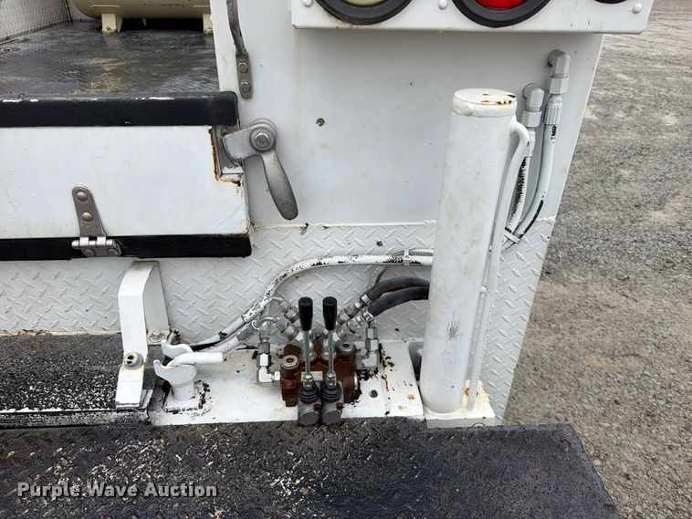 image for item FK5248 2013 Ford F450 Ext. Cab utility / service truck
