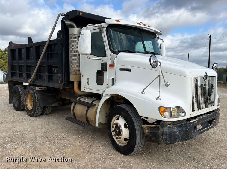image for item FK5304 2000 International 9100i dump truck