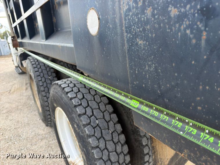 image for item FK5304 2000 International 9100i dump truck