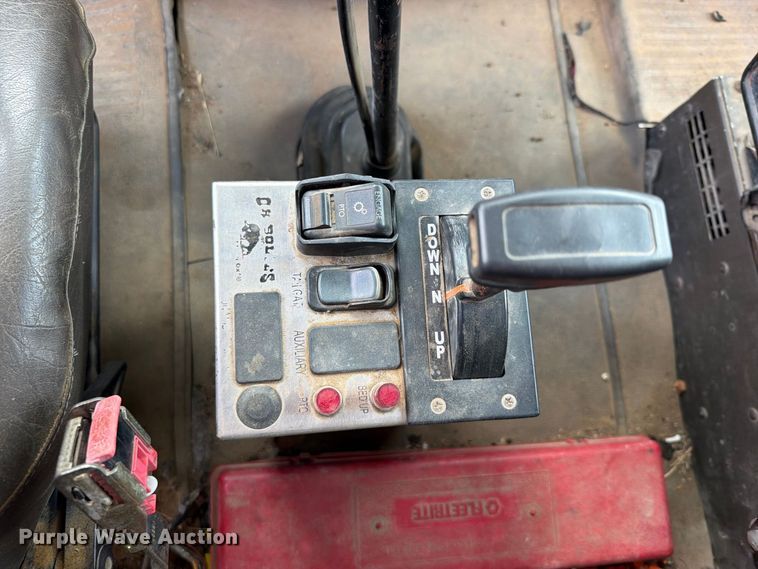 image for item FK5304 2000 International 9100i dump truck