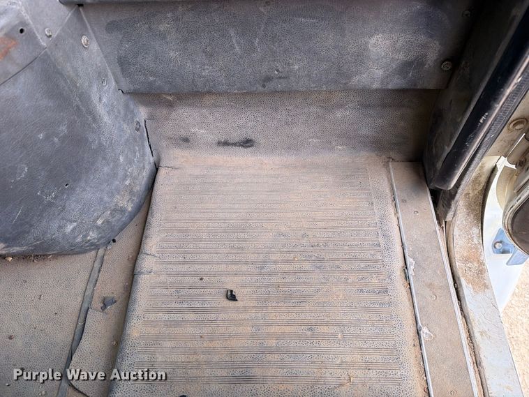 image for item FK5304 2000 International 9100i dump truck