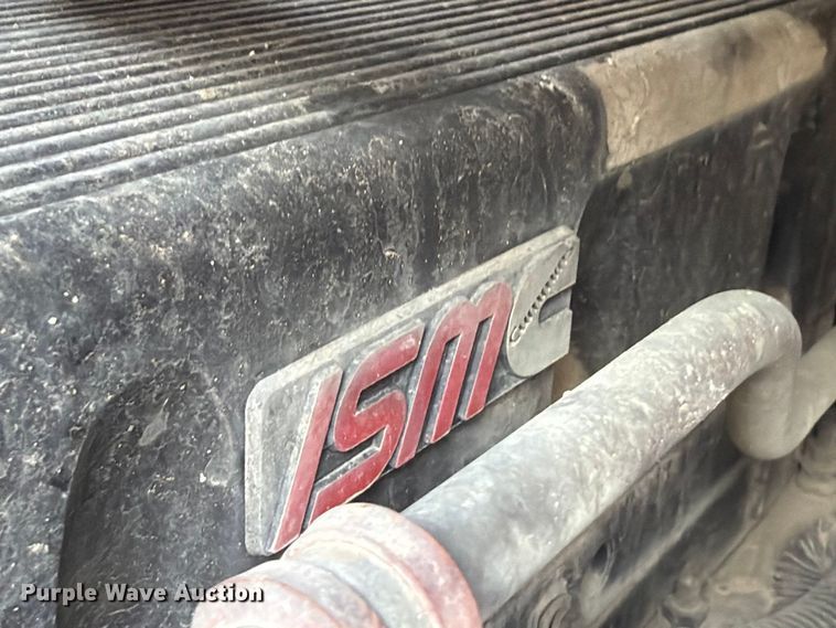 image for item FK5304 2000 International 9100i dump truck