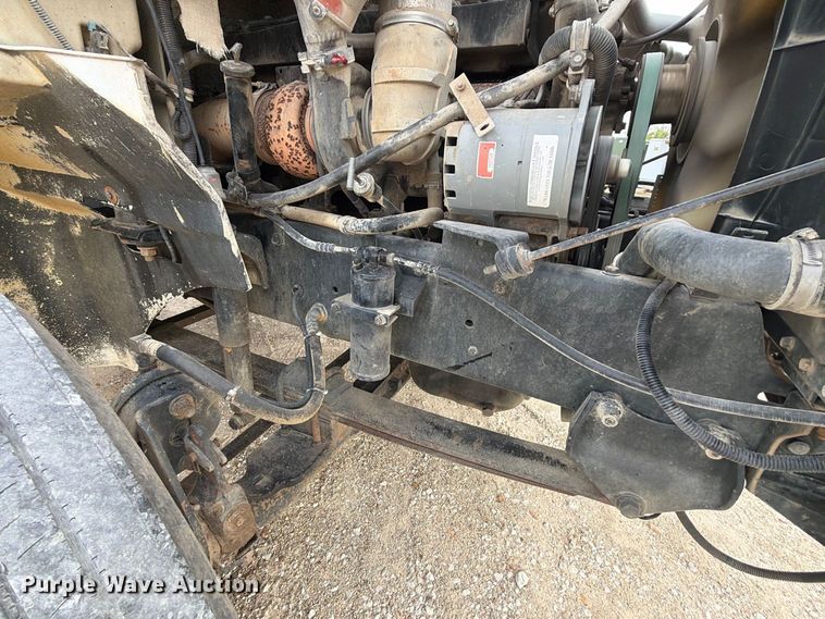 image for item FK5304 2000 International 9100i dump truck