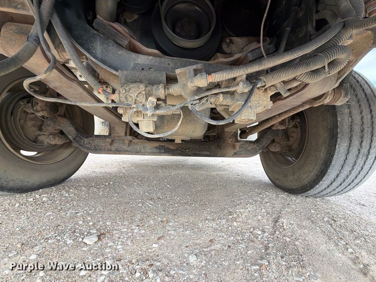 image for item FK5304 2000 International 9100i dump truck