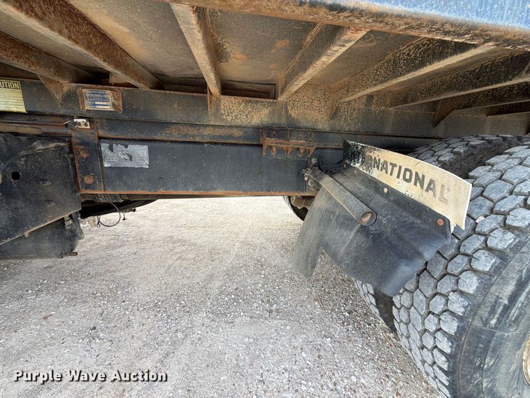 image for item FK5304 2000 International 9100i dump truck