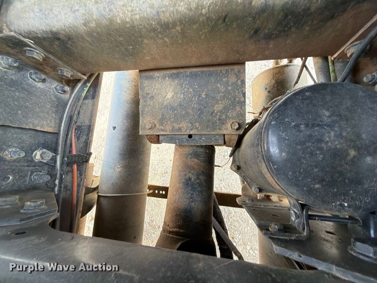 image for item FK5304 2000 International 9100i dump truck