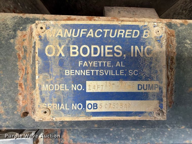 image for item FK5304 2000 International 9100i dump truck