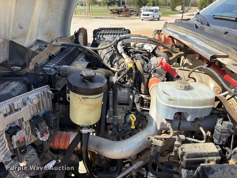 image for item FK5306 2022 Chevrolet 750 bucket truck