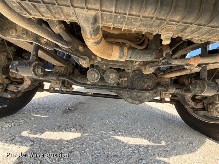 image for item FK5306 2022 Chevrolet 750 bucket truck