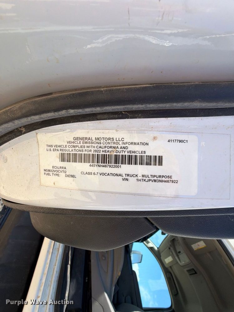 image for item FK5306 2022 Chevrolet 750 bucket truck