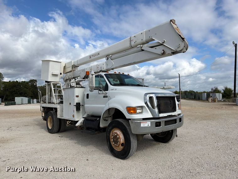image for item FK5307 2007 Ford F750 bucket truck