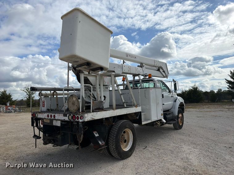image for item FK5307 2007 Ford F750 bucket truck