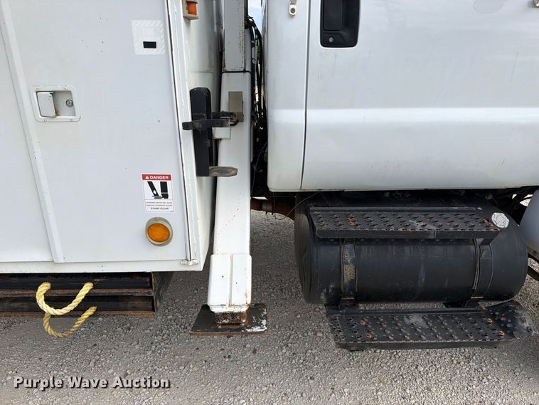image for item FK5307 2007 Ford F750 bucket truck
