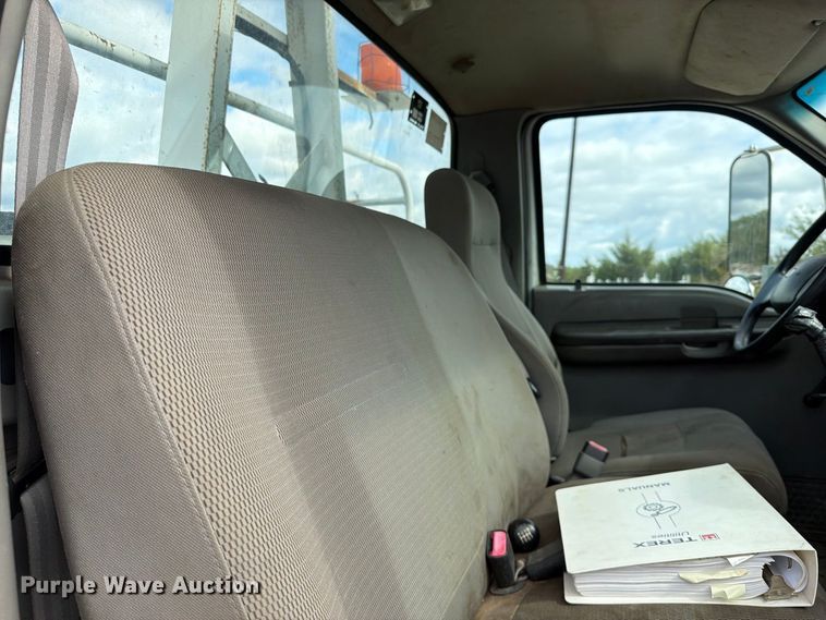 image for item FK5307 2007 Ford F750 bucket truck