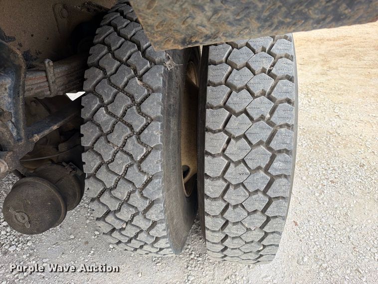 image for item FK5307 2007 Ford F750 bucket truck