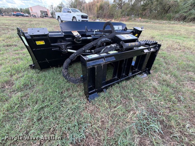 image for item FK5312 2023 Caterpillar 541 skid steer dozer blade