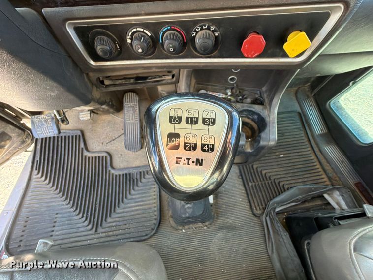 image for item FK5314 2019 Kenworth W900 semi truck