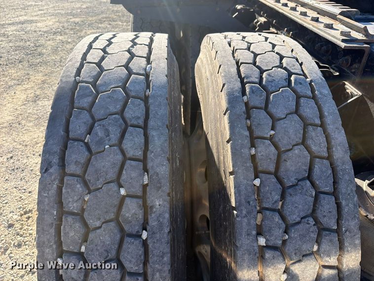 image for item FK5314 2019 Kenworth W900 semi truck