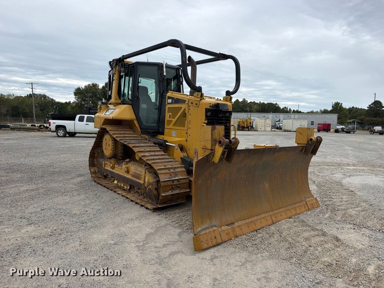 image for item FK5318 2015 Caterpillar D6N XL dozer