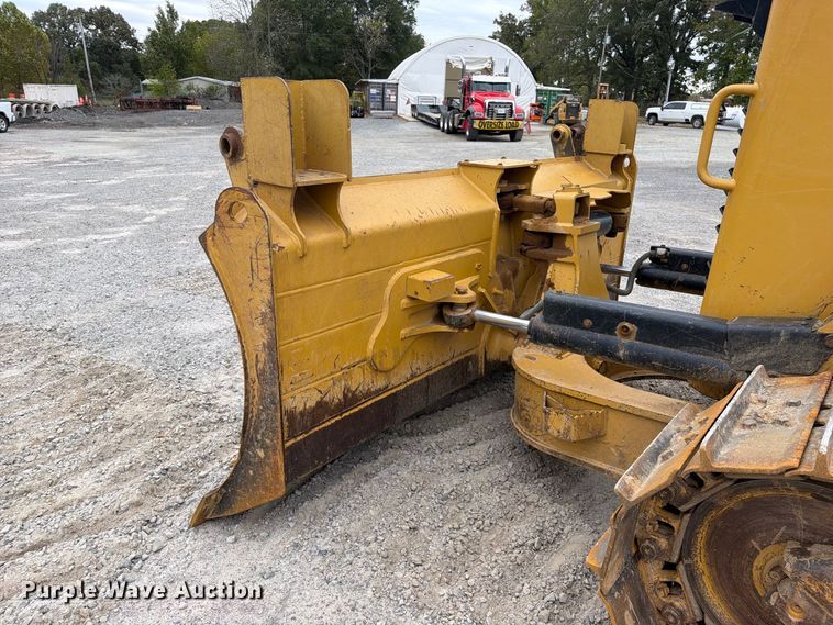 image for item FK5318 2015 Caterpillar D6N XL dozer