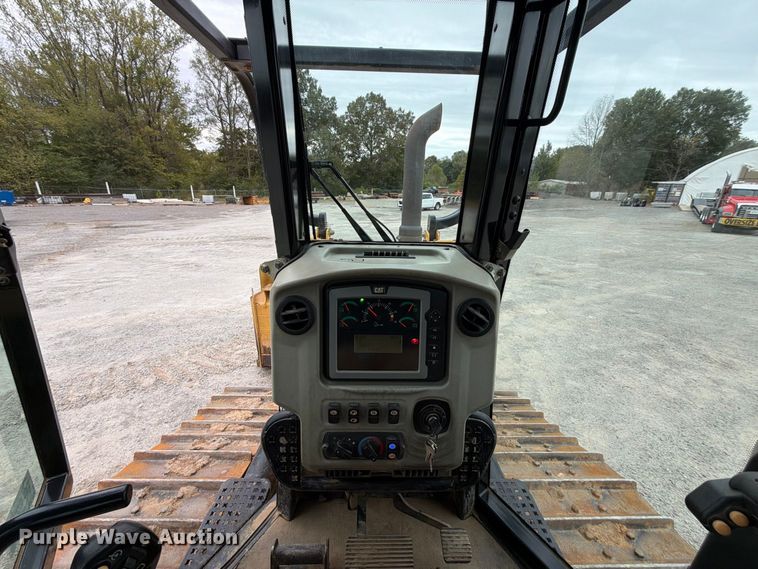 image for item FK5318 2015 Caterpillar D6N XL dozer