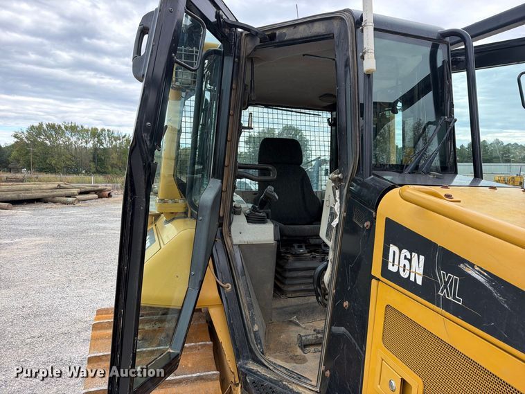 image for item FK5318 2015 Caterpillar D6N XL dozer