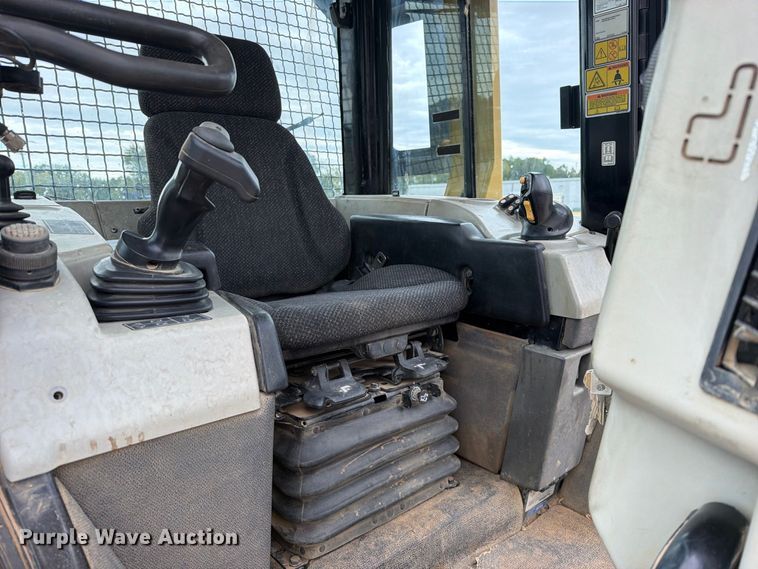 image for item FK5318 2015 Caterpillar D6N XL dozer