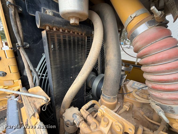 image for item FK5318 2015 Caterpillar D6N XL dozer