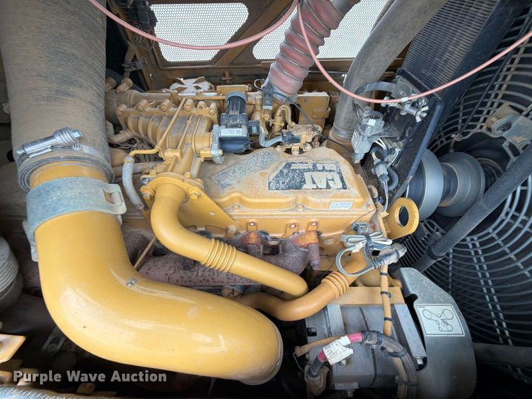 image for item FK5318 2015 Caterpillar D6N XL dozer