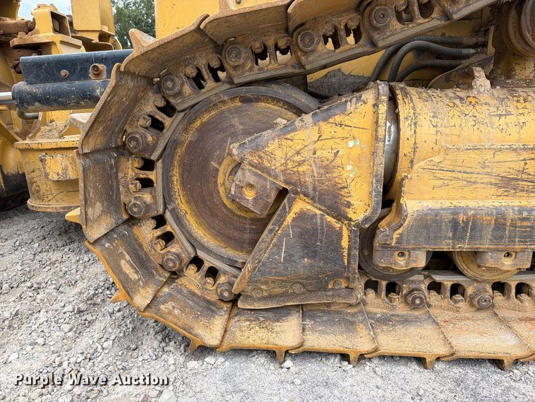 image for item FK5318 2015 Caterpillar D6N XL dozer