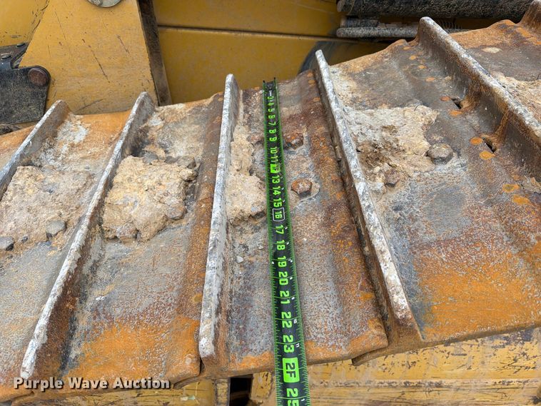image for item FK5318 2015 Caterpillar D6N XL dozer