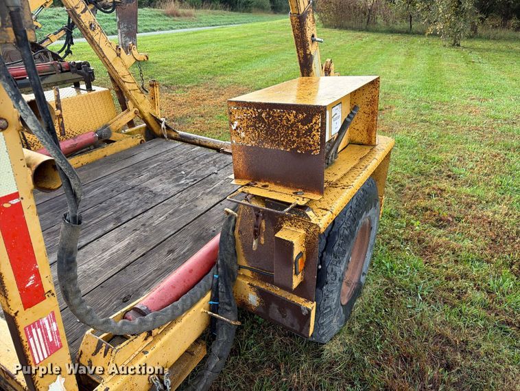 image for item FM6538 2003 Larson reel trailer