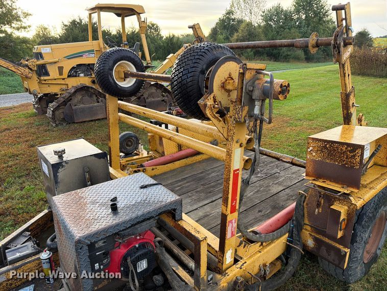 image for item FM6538 2003 Larson reel trailer