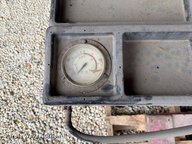 image for item FM6555 Coats 40-40A tire machine