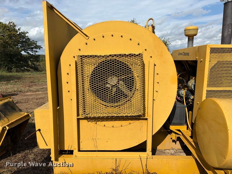 image for item FM6556 John Deere air curtain trench burner
