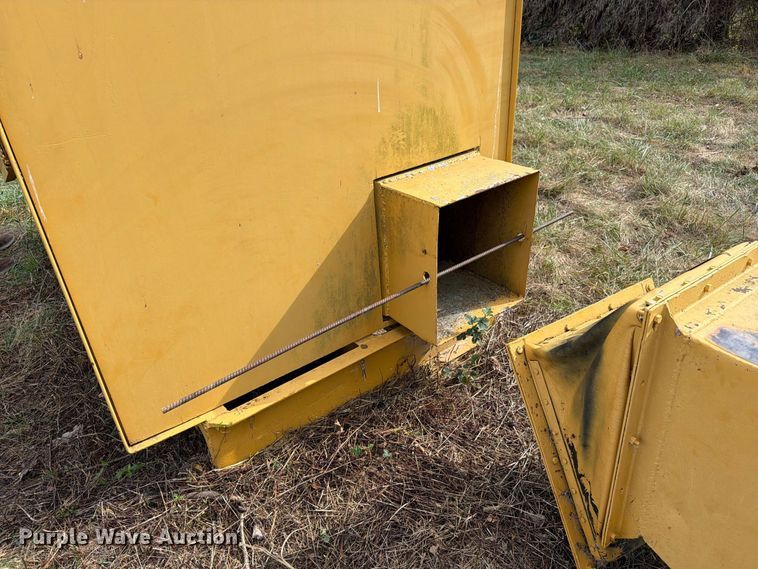 image for item FM6556 John Deere air curtain trench burner