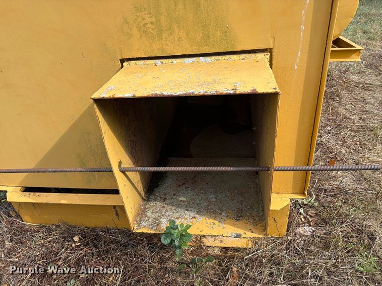 image for item FM6556 John Deere air curtain trench burner