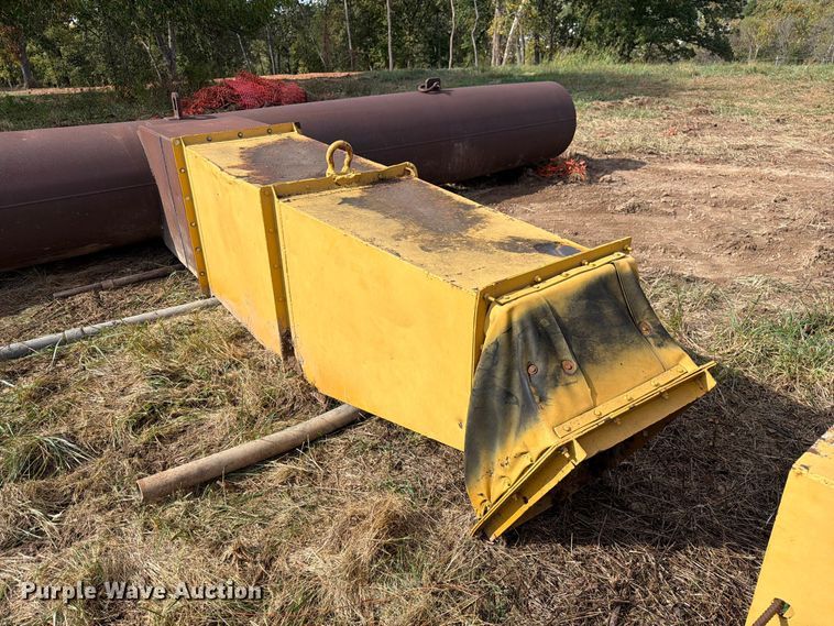 image for item FM6556 John Deere air curtain trench burner