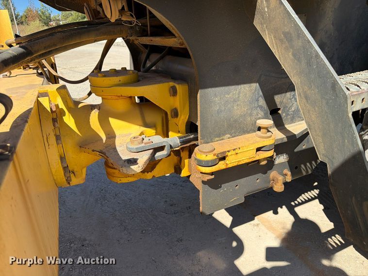 image for item FM6571 2005 Bomag BW 213DH-3 single drum vibratory roller