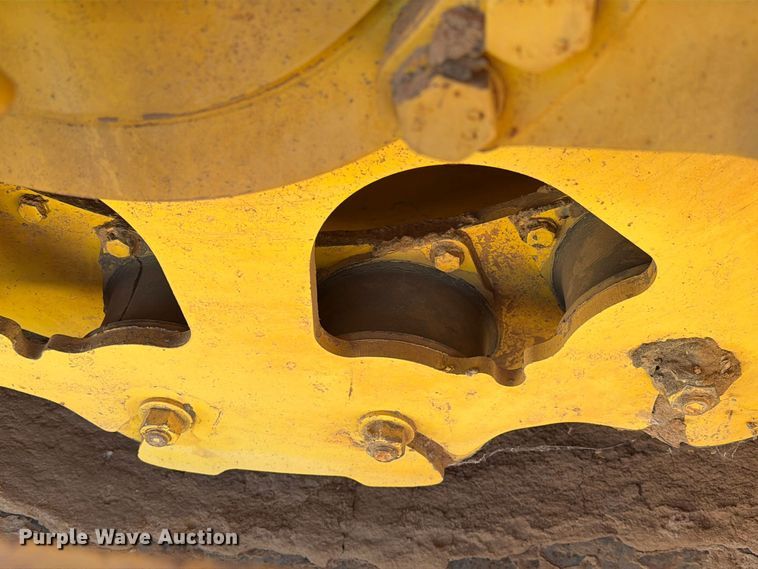 image for item FM6571 2005 Bomag BW 213DH-3 single drum vibratory roller